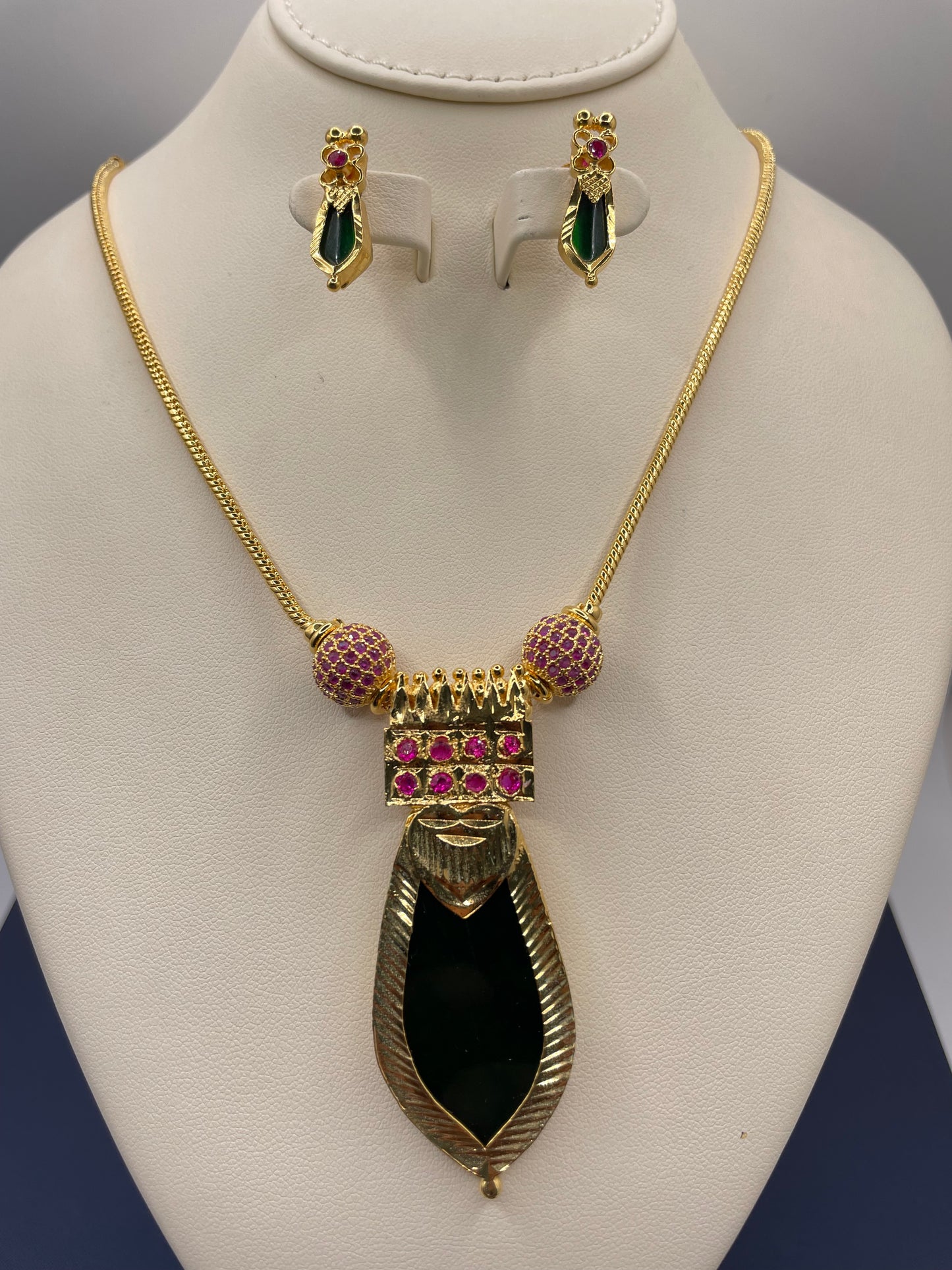 NECKLACE AND EARRING SET NS1010