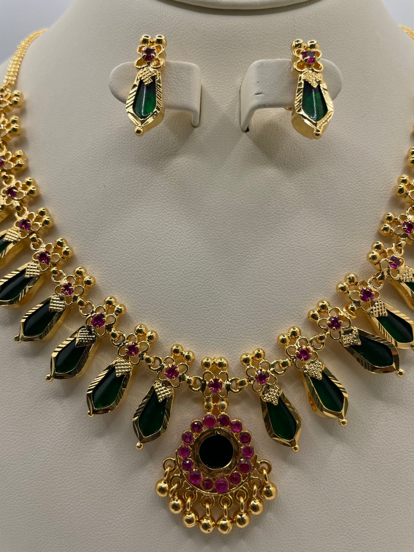 NECKLACE AND EARRING SET NS1014