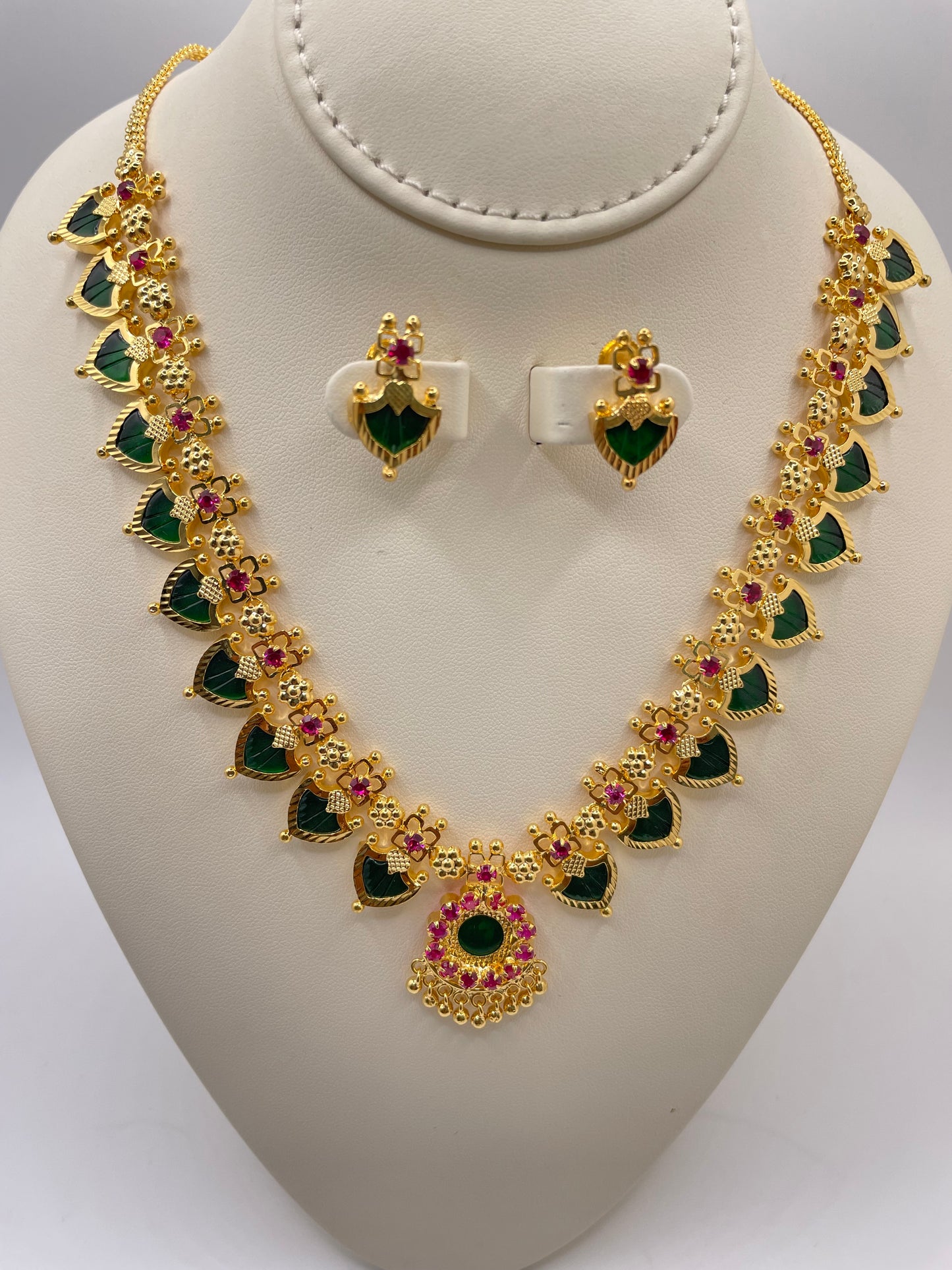 NECKLACE AND EARRING SET NS1013