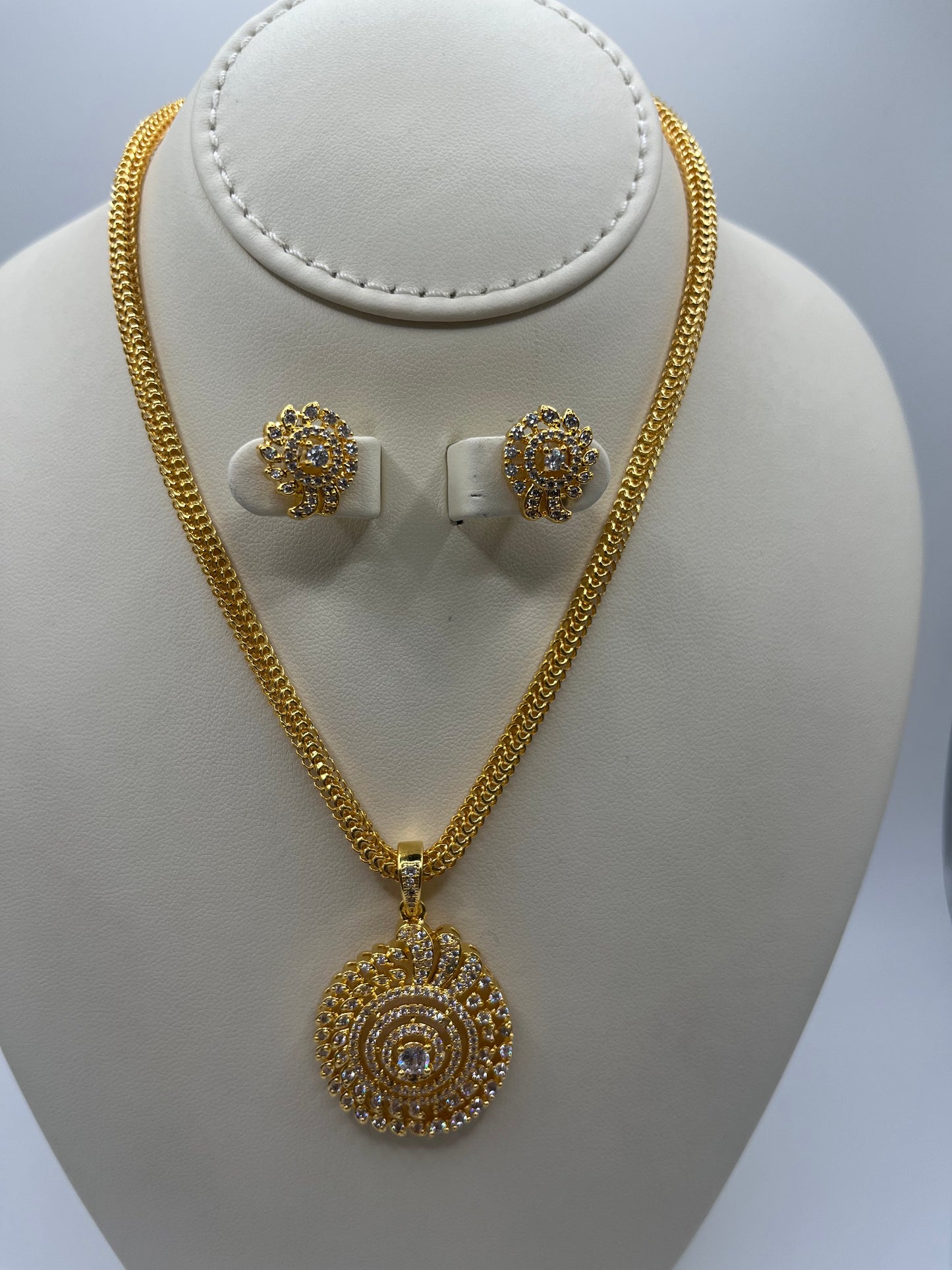 Pendant Necklace and Earring Set