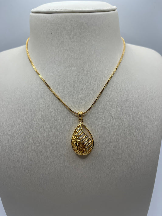 Pendant Necklace